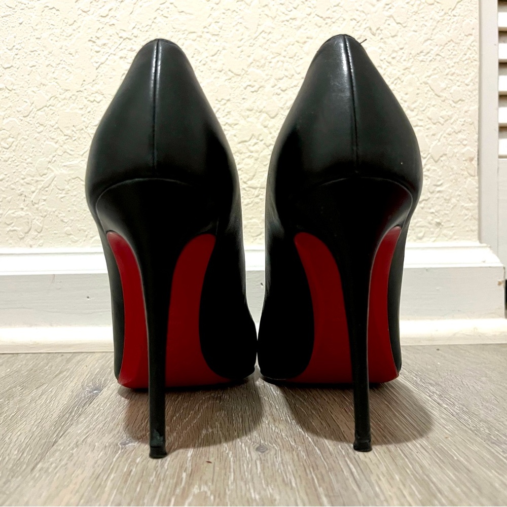 Louboutin Pigalle Follies Size 38.5 8.5